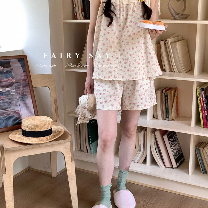 91家纺网 家纺一手货源 找家纺 妍景家居生活馆 2025新款纱布吊带套装 碎花蝴蝶