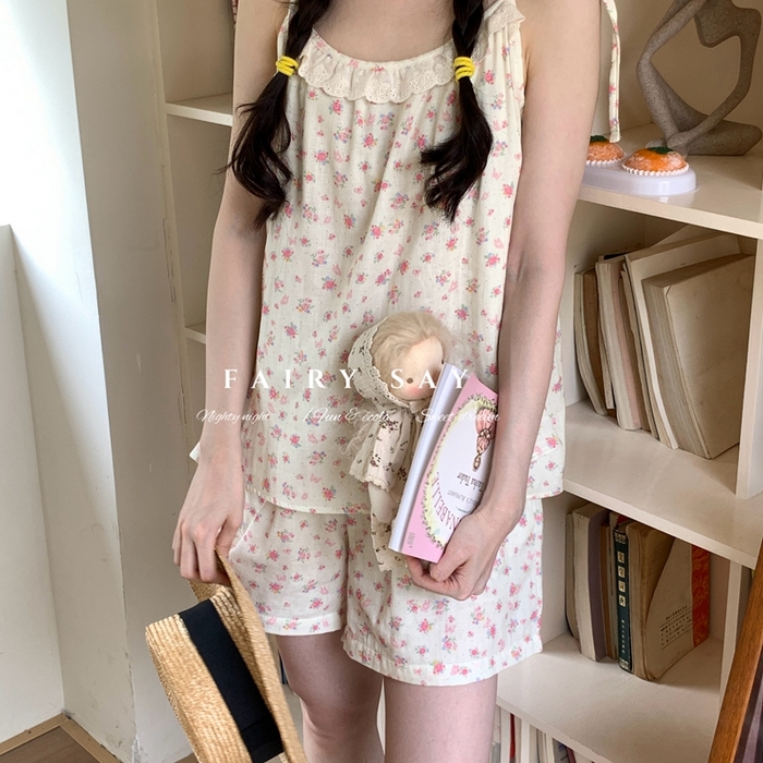 91家纺网 家纺一手货源 找家纺 妍景家居生活馆 2025新款纱布吊带套装 碎花蝴蝶