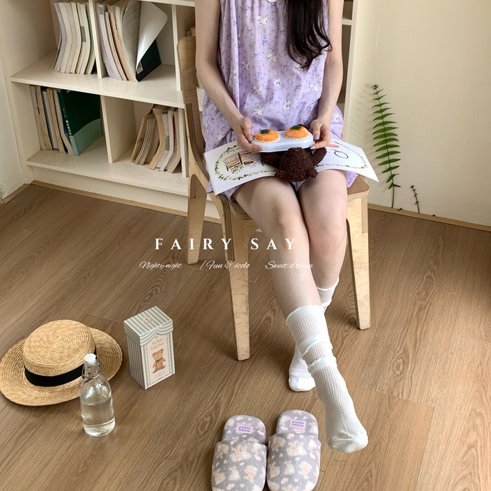 91家纺网 家纺一手货源 找家纺 妍景家居生活馆 2025新款纱布吊带套装 紫色蝴蝶结猫咪