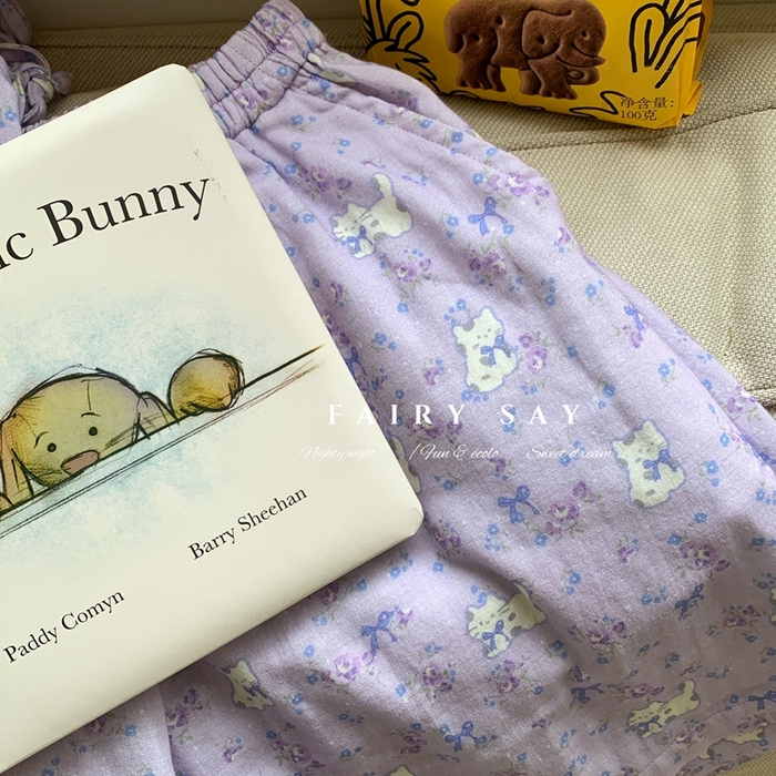 91家纺网 家纺一手货源 找家纺 妍景家居生活馆 2025新款纱布吊带套装 紫色蝴蝶结猫咪