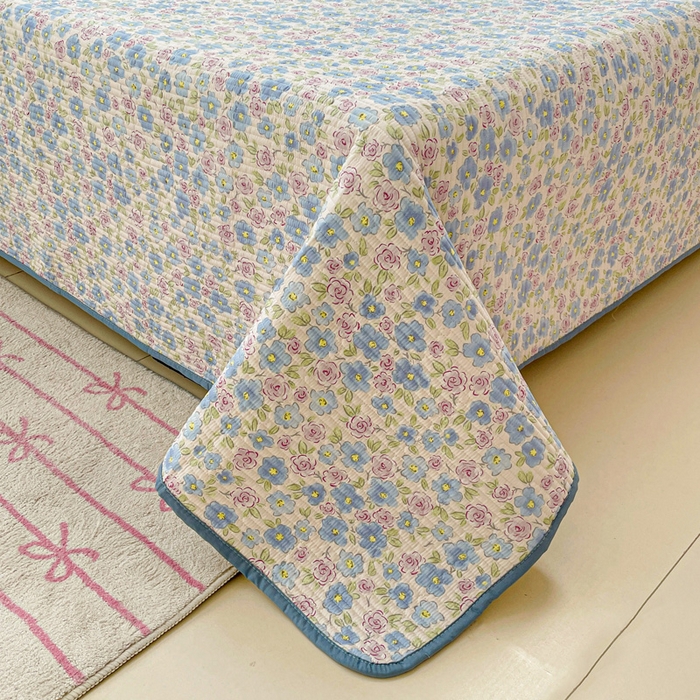 91家纺网 家纺一手货源 找家纺 富馨莱 2025春夏新款纯棉夹棉单床盖床盖单件薄床垫 紫藤花开