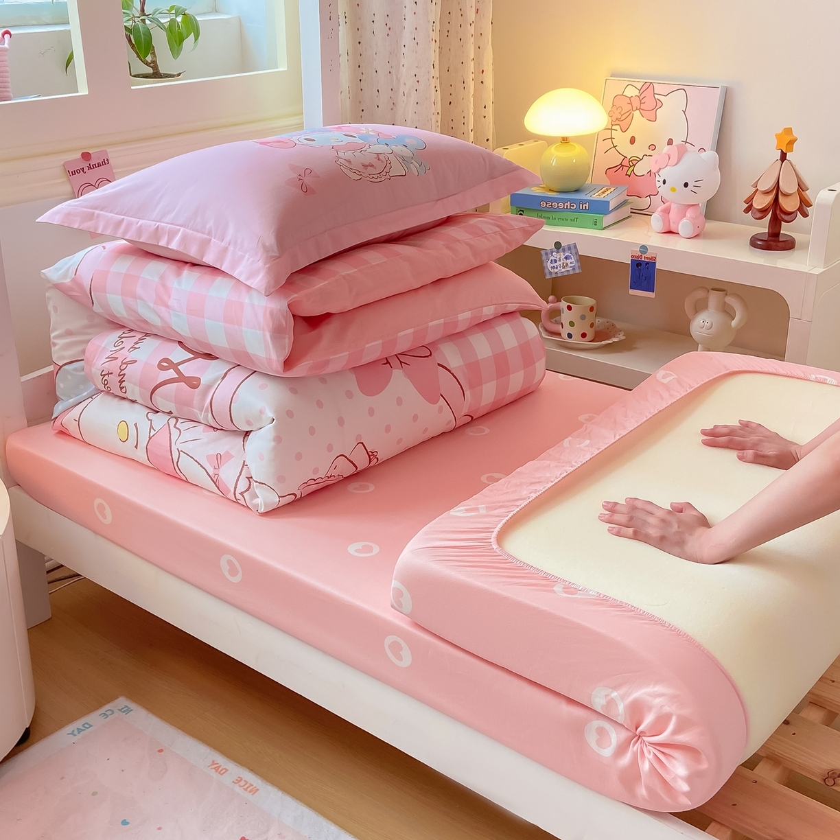 91家纺网 家纺一手货源 找家纺 博雅 2025春夏新款三丽鸥全棉纯棉卡通学生宿舍三件套上下铺三件套-大版【含防伪标】 玩偶美乐蒂