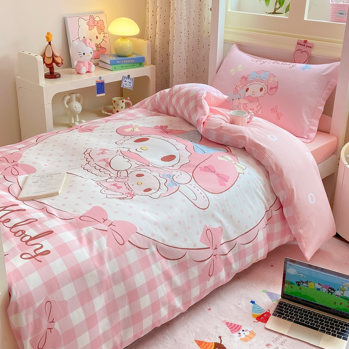 91家纺网 家纺一手货源 找家纺 博雅 2025春夏新款三丽鸥全棉纯棉卡通学生宿舍三件套上下铺三件套-大版【含防伪标】 玩偶美乐蒂
