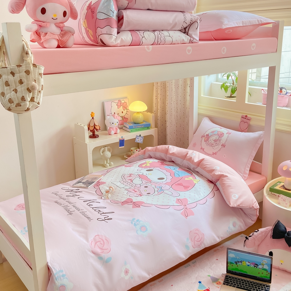 91家纺网 家纺一手货源 找家纺 博雅 2025春夏新款三丽鸥全棉纯棉卡通学生宿舍三件套上下铺三件套-大版【含防伪标】 小花美乐蒂