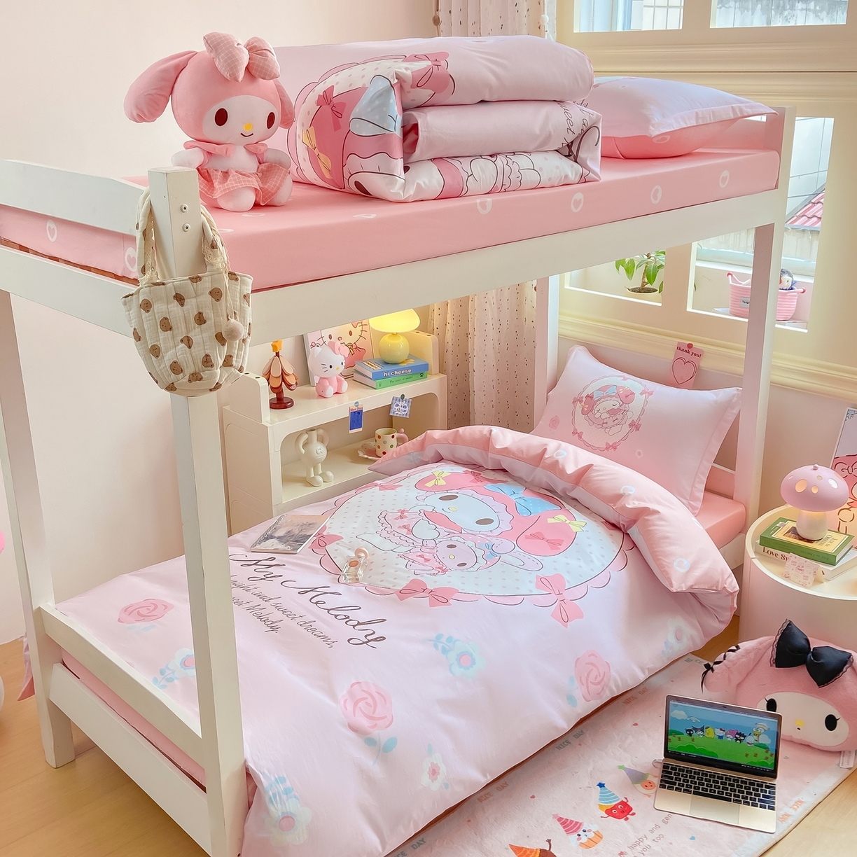 91家纺网 家纺一手货源 找家纺 博雅 2025春夏新款三丽鸥全棉纯棉卡通学生宿舍三件套上下铺三件套-大版【含防伪标】 小花美乐蒂