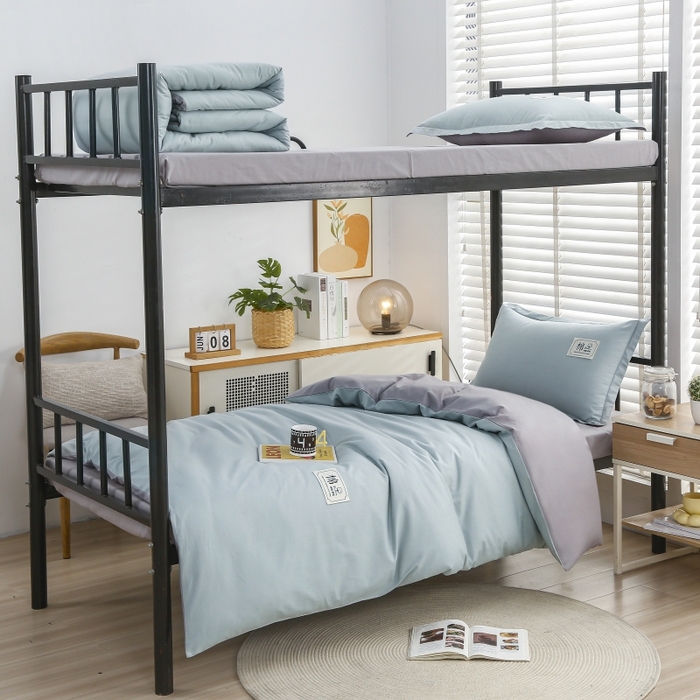 91家纺网 家纺一手货源 找家纺 乐旗家纺 2025新款13372全棉床笠款学生宿舍三件套六件套多件套 淡雅绿+灰