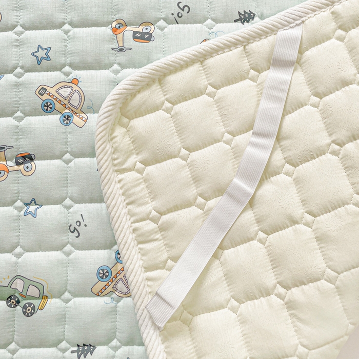 91家纺网 家纺一手货源 找家纺 富馨莱 2025春夏新款纯棉双层纱软床垫护垫加厚 小汽车