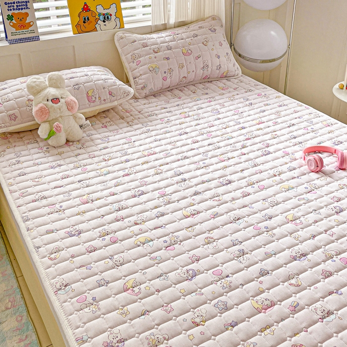 91家纺网 家纺一手货源 找家纺 富馨莱 2025春夏新款纯棉双层纱软床垫护垫加厚 心悦兔