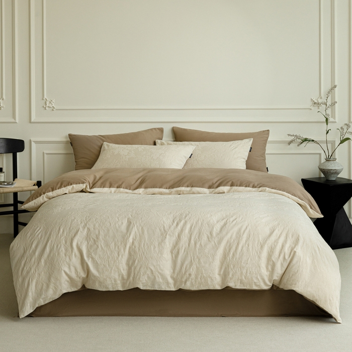 91家纺网 家纺一手货源 找家纺 （总）宜代光年 2025新款厚织全棉大提花极有家系列四件套