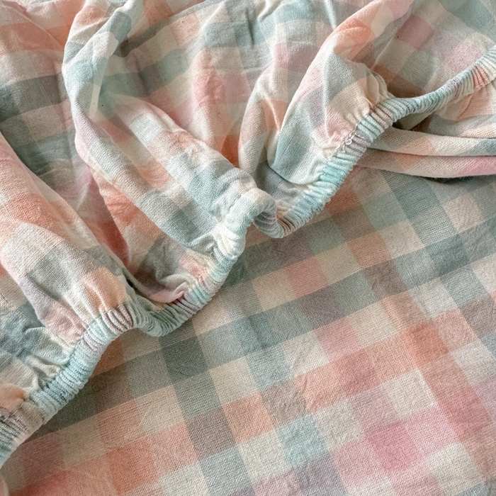 91家纺网 家纺一手货源 找家纺 北欧良品2025新款色织水洗棉学生单品床笠 纯棉-冰淇淋格