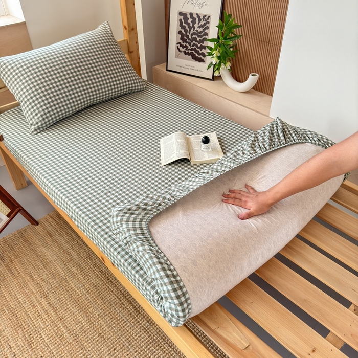 91家纺网 家纺一手货源 找家纺 北欧良品2025新款色织水洗棉学生单品床笠 纯棉-草绿小格