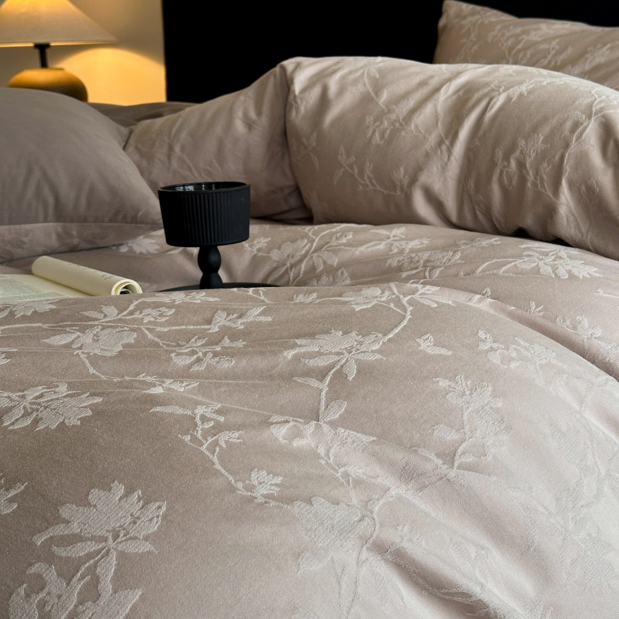 91家纺网 家纺一手货源 找家纺 （总）宜代光年 2025新款厚织全棉大提花系列四件套