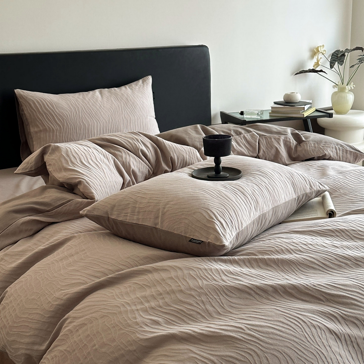 91家纺网 家纺一手货源 找家纺 宜代光年 2025新款厚织全棉大提花系列四件套 画谷