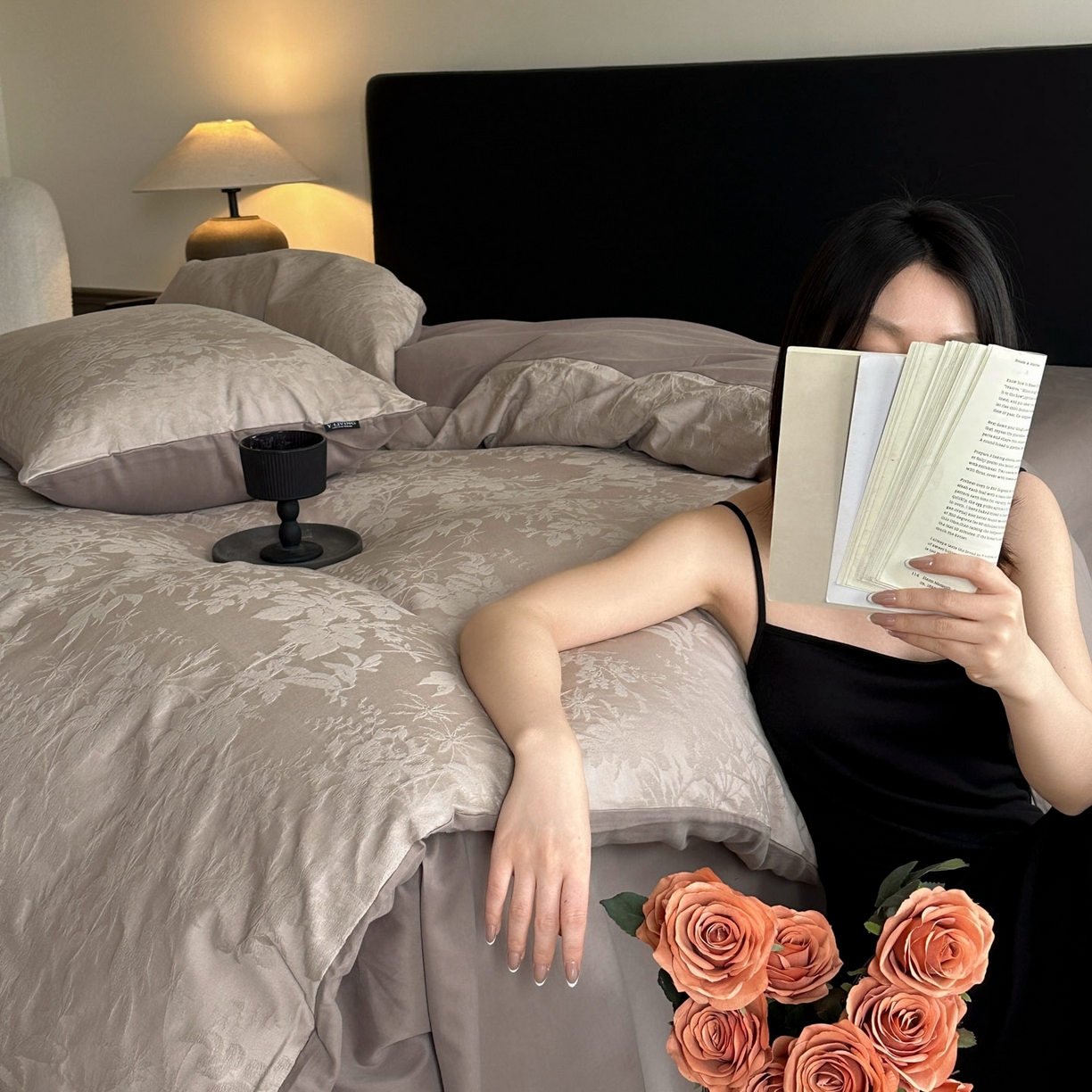 91家纺网 家纺一手货源 找家纺 宜代光年 2025新款厚织全棉大提花系列四件套 暗香疏影-浅咖