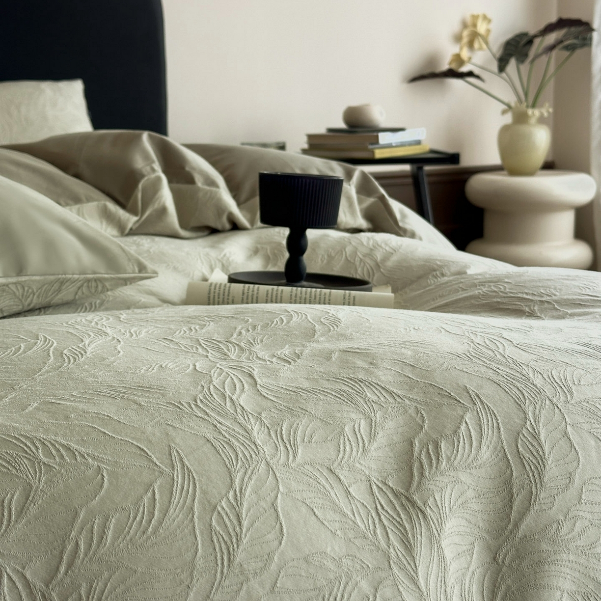 91家纺网 家纺一手货源 找家纺 宜代光年 2025新款厚织全棉大提花系列四件套 柠初-浅绿