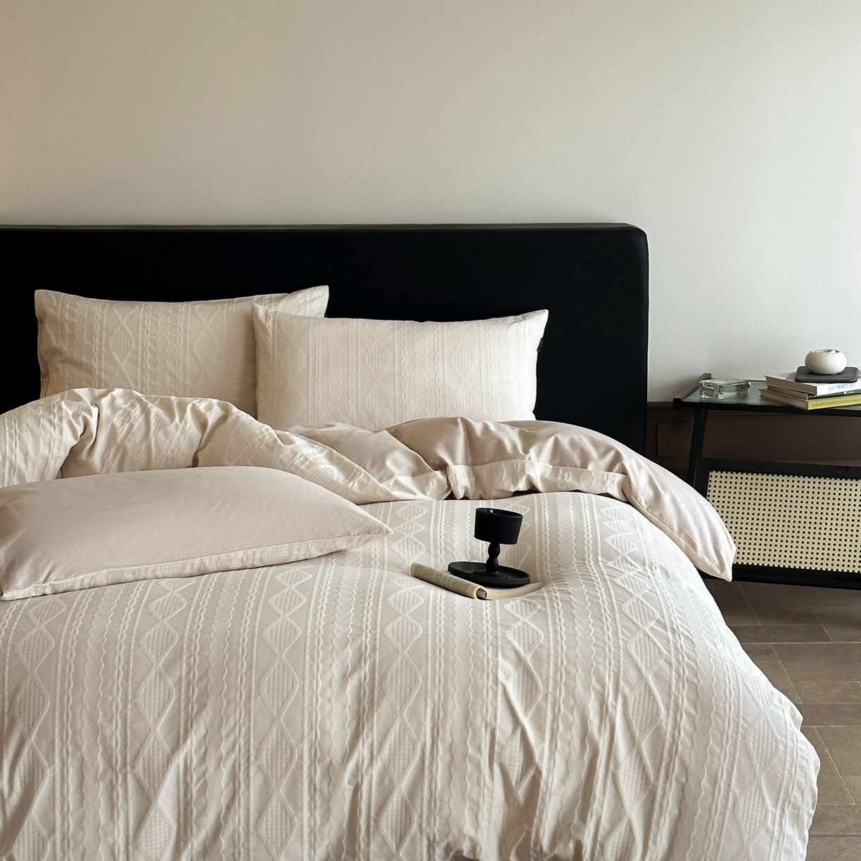 91家纺网 家纺一手货源 找家纺 宜代光年 2025新款厚织全棉大提花系列四件套 阳光少年-奶白