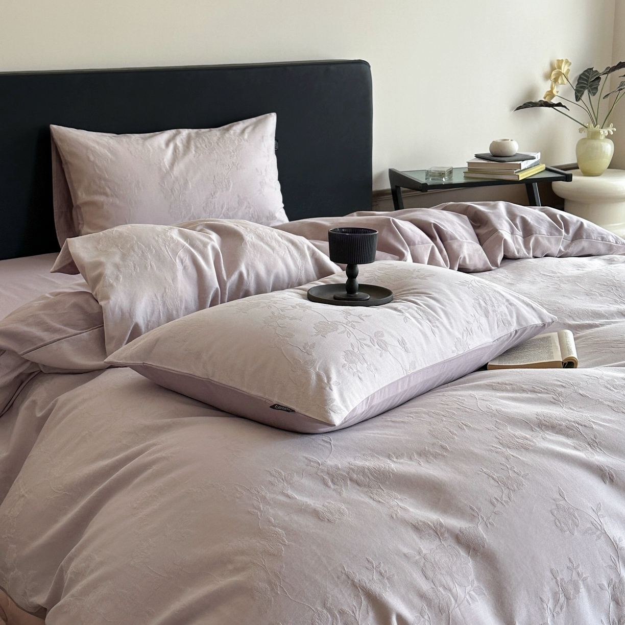 91家纺网 家纺一手货源 找家纺 宜代光年 2025新款厚织全棉大提花系列四件套 荔云花-浅紫