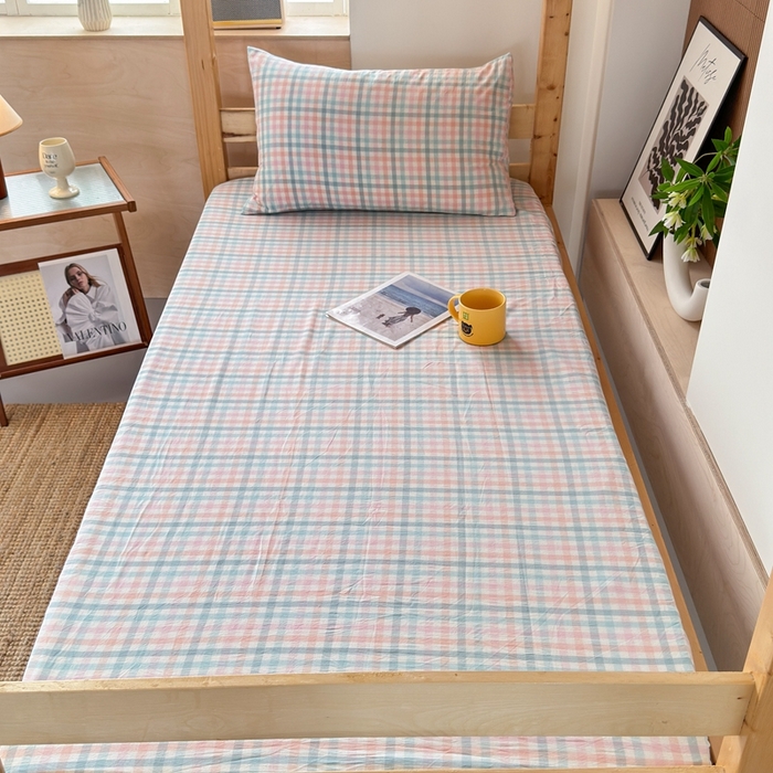 91家纺网 家纺一手货源 找家纺 北欧良品2025新款色织水洗棉学生单品床单 纯棉-冰淇淋格