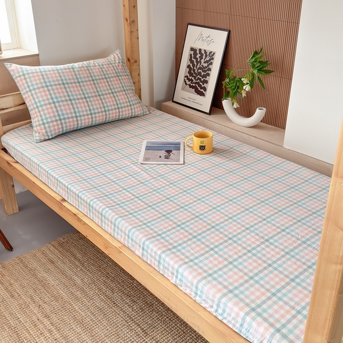 91家纺网 家纺一手货源 找家纺 北欧良品2025新款色织水洗棉学生单品床单 纯棉-冰淇淋格