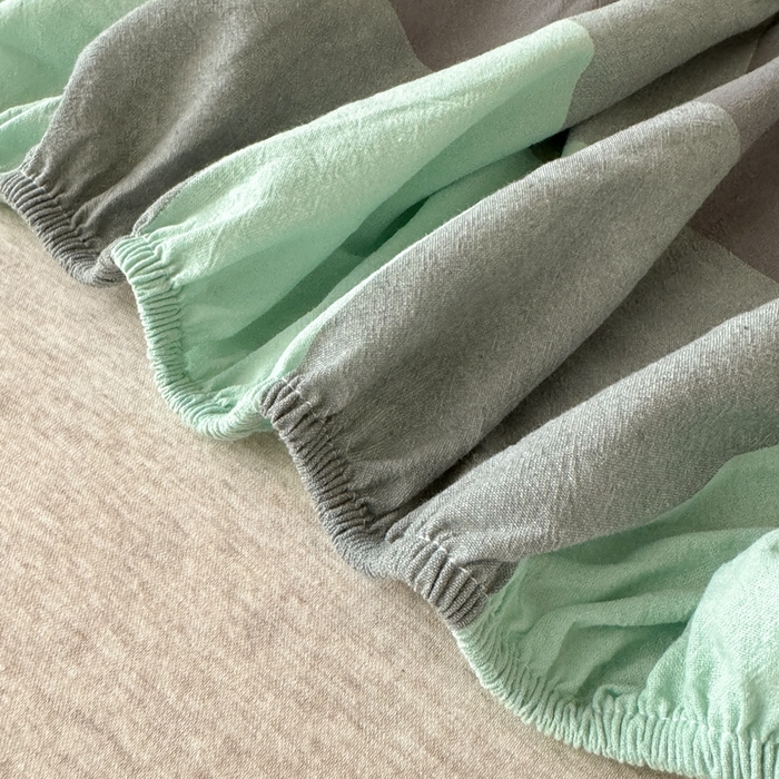 91家纺网 家纺一手货源 找家纺 北欧良品2025新款色织水洗棉学生单品床单 纯棉-灰绿大格
