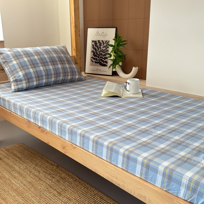 91家纺网 家纺一手货源 找家纺 北欧良品2025新款色织水洗棉学生单品床单 纯棉-简兮蓝