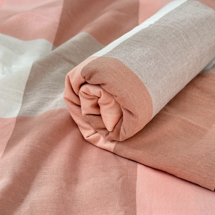 91家纺网 家纺一手货源 找家纺 北欧良品2025新款色织水洗棉学生单品床单 纯棉-蜜粉大格