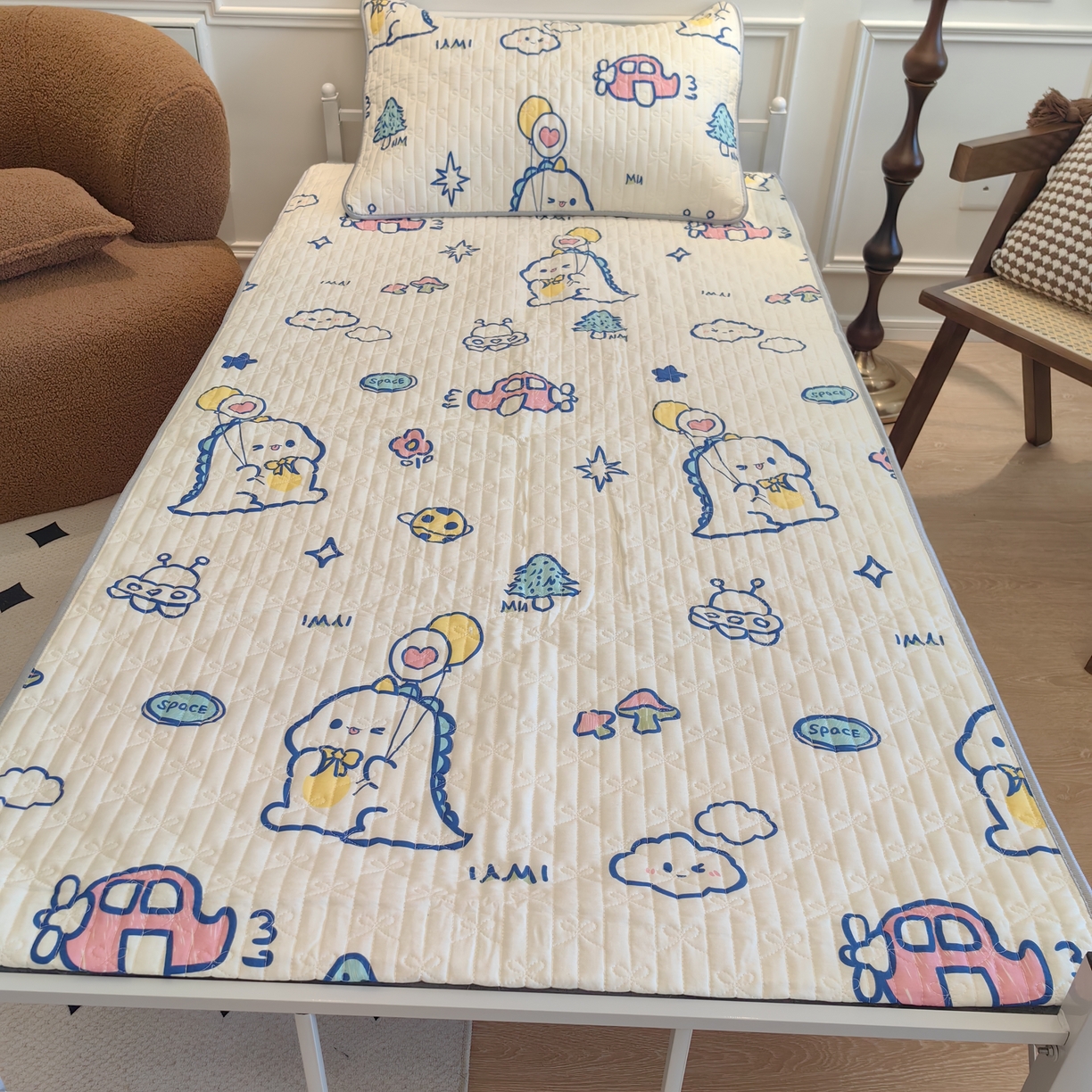 91家纺网 家纺一手货源 找家纺 （总）舒居家纺 2025新款学生宿舍上下铺 软床垫 床盖 --实拍图