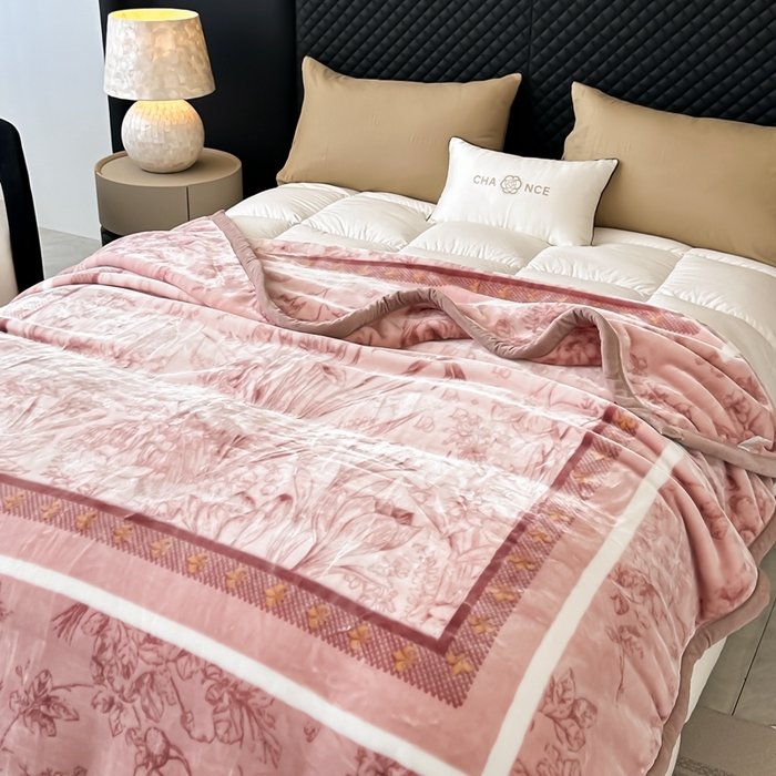 91家纺网 家纺一手货源 找家纺 法莱妮毛毯 2025新款A类双层加厚拉舍尔天丝超柔云毯万紫千红