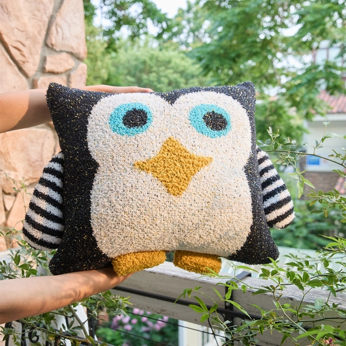 91家纺网 家纺一手货源 找家纺 暖绵绵2025新款奥比特抱枕（含芯） 奥比特