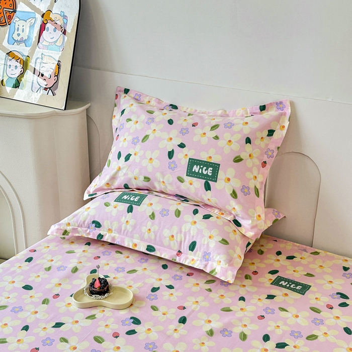 91家纺网 家纺一手货源 找家纺 小叮当家纺仓储工厂店 （爆款花型 长期款 不断货）2025年新款简约条纹卡通花卉全棉纯棉三件套四件套 花满城-粉