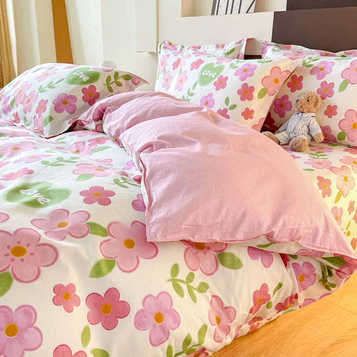 91家纺网 家纺一手货源 找家纺 小叮当家纺仓储工厂店 （爆款花型 长期款 不断货）2025年新款简约条纹卡通花卉全棉纯棉三件套四件套 花夏未央-粉