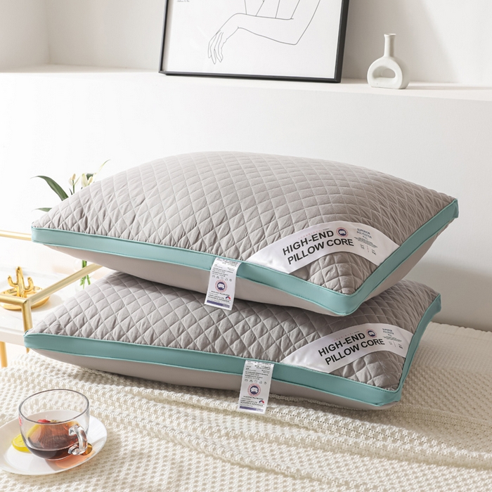 91家纺网 家纺一手货源 找家纺 圣之寐   2025新款新品  格纹冷灰单边双边羽丝绒舒适枕头枕芯 格纹冷灰-宽边灰绿双边低枕重量750克左右 高度15厘米左右