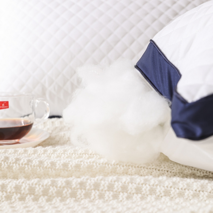 91家纺网 家纺一手货源 找家纺 圣之寐   2025新款新品  格纹冷灰单边双边羽丝绒舒适枕头枕芯 格纹冷灰-宽边蓝白双边低枕重量750克左右 高度15厘米左右