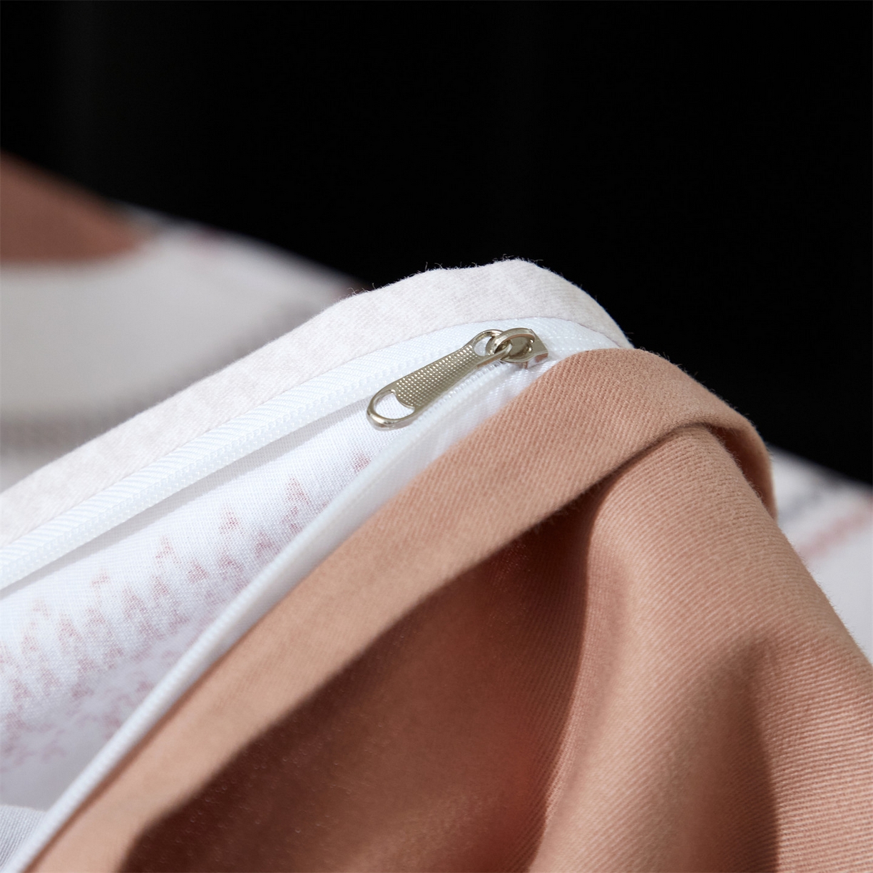 91家纺网 家纺一手货源 找家纺 曼秀琳 2025秋冬新款32支超柔生态磨毛四件套 川屿-咖