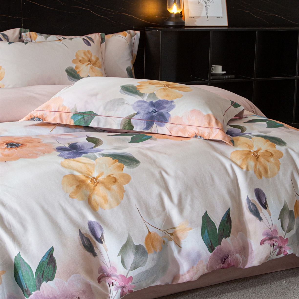 91家纺网 家纺一手货源 找家纺 （总1）曼秀琳2025秋冬新款全棉超柔数码印花磨毛四件套（32*21支） 玛雅-桔