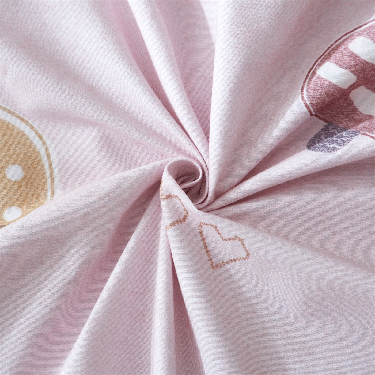 91家纺网 家纺一手货源 找家纺 曼秀琳 2025秋冬新款32支超柔生态磨毛四件套 蘑菇园-粉