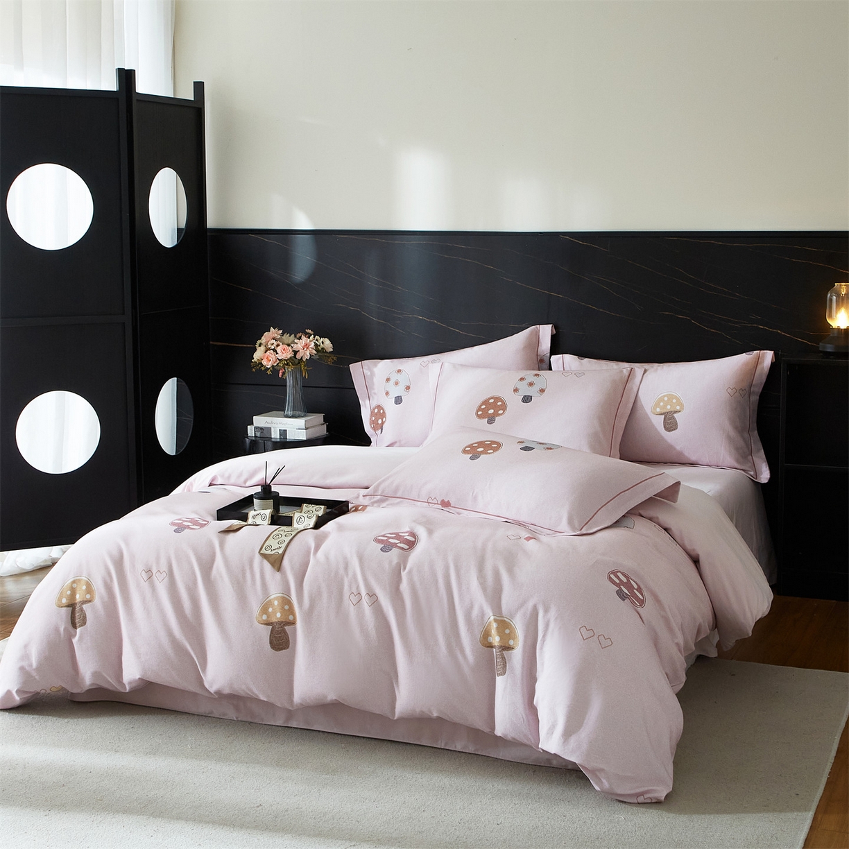 91家纺网 家纺一手货源 找家纺 曼秀琳 2025秋冬新款32支超柔生态磨毛四件套 蘑菇园-粉