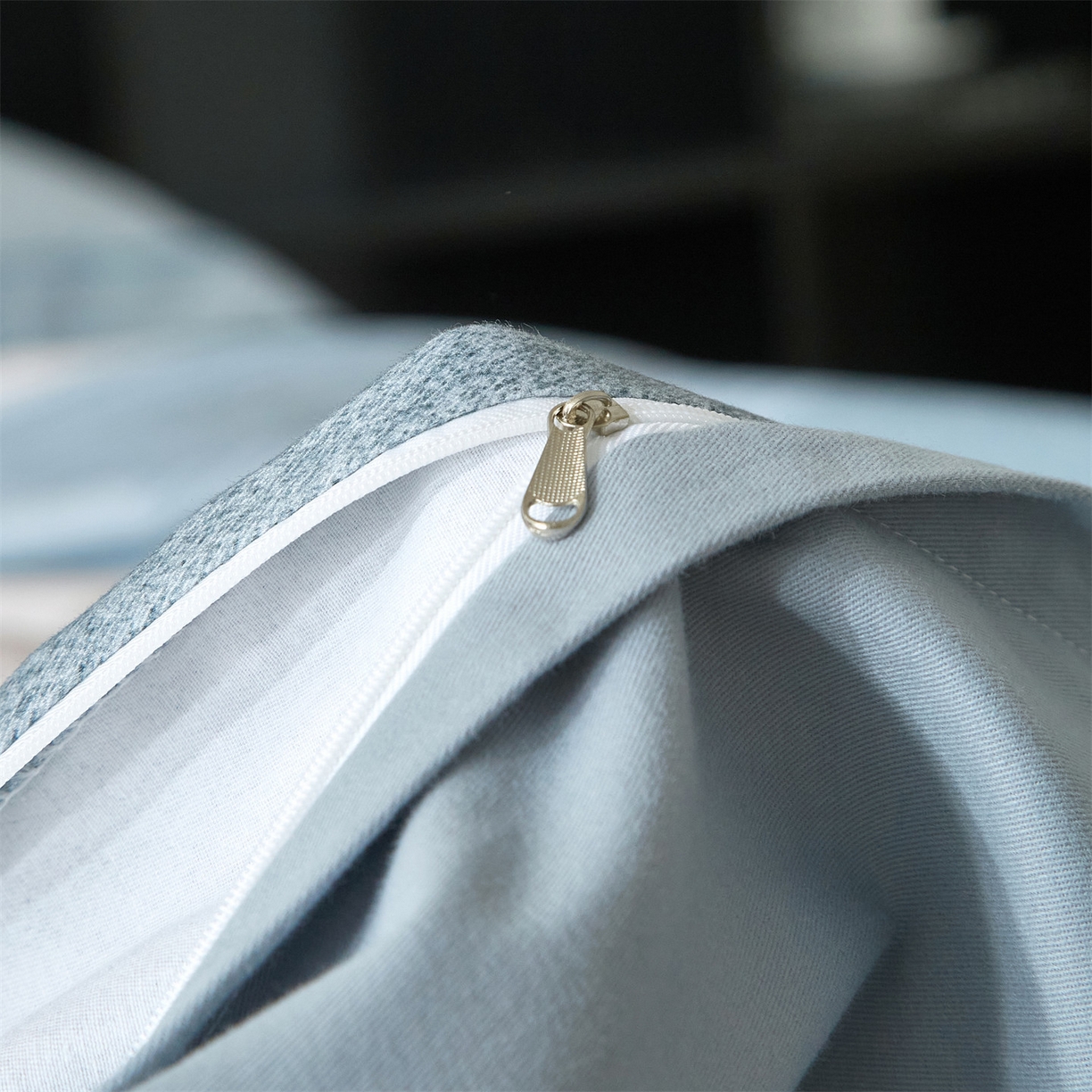 91家纺网 家纺一手货源 找家纺 曼秀琳 2025秋冬新款32支超柔生态磨毛四件套 沐弦-蓝