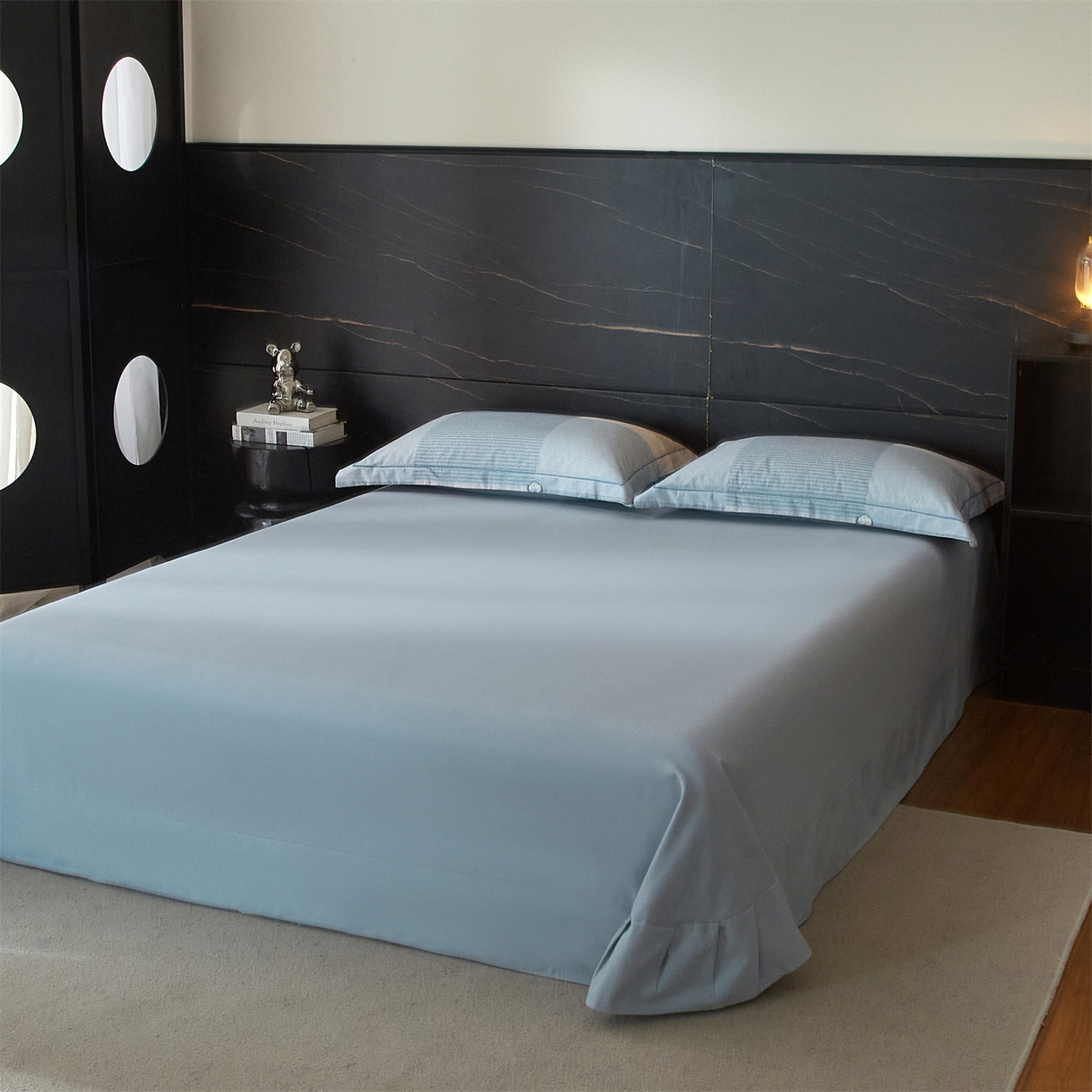 91家纺网 家纺一手货源 找家纺 曼秀琳 2025秋冬新款32支超柔生态磨毛四件套 沐弦-蓝