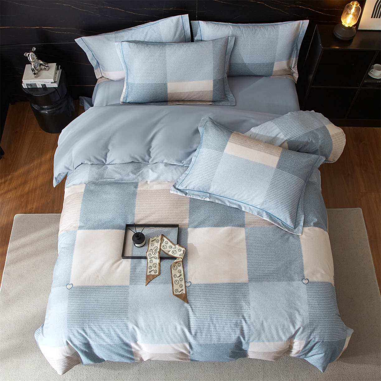 91家纺网 家纺一手货源 找家纺 曼秀琳 2025秋冬新款32支超柔生态磨毛四件套 沐弦-蓝