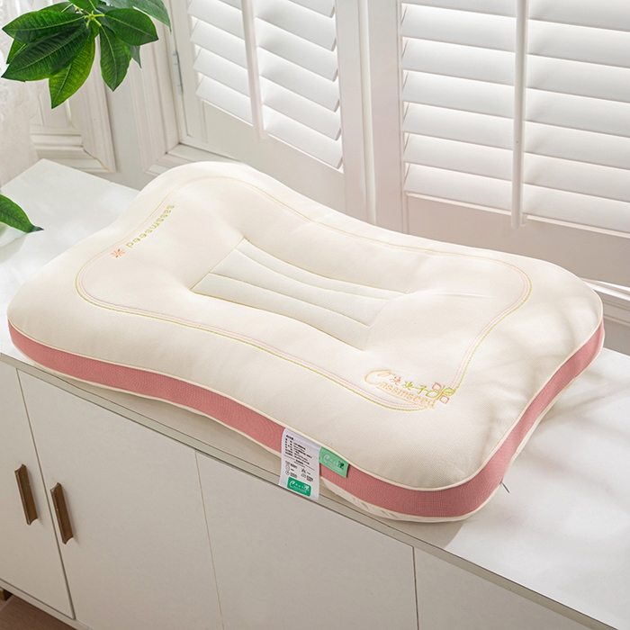 91家纺网 家纺一手货源 找家纺 圣之寐   2025新款新品  紫荆花决决子枕头枕芯 紫荆花决决子枕粉色48*74 