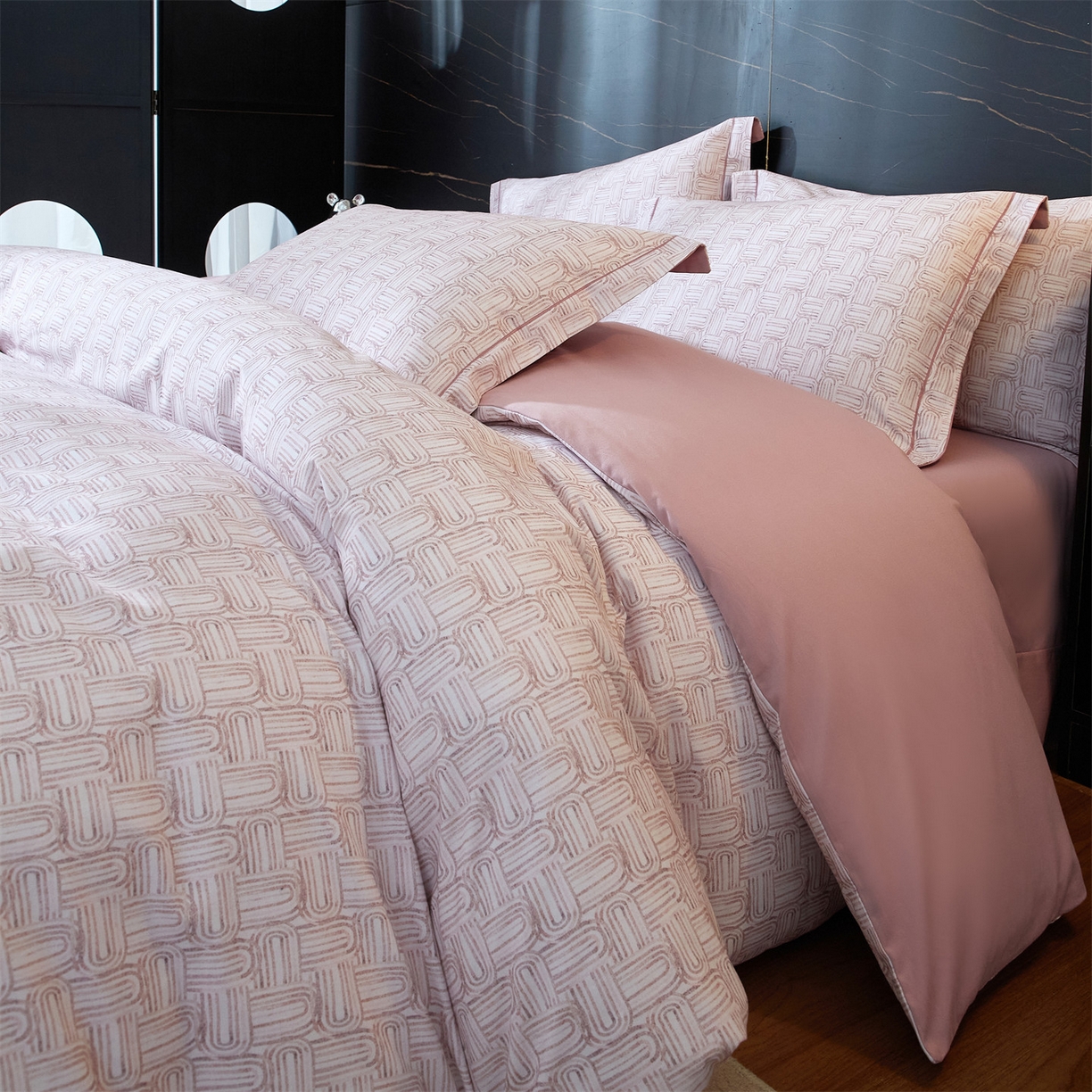 91家纺网 家纺一手货源 找家纺 曼秀琳 2025秋冬新款32支超柔生态磨毛四件套 浅行-豆沙