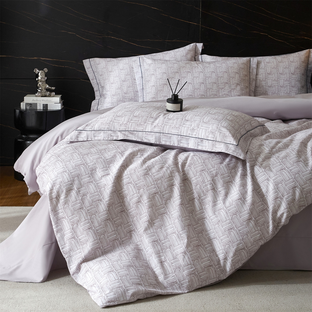 91家纺网 家纺一手货源 找家纺 曼秀琳 2025秋冬新款32支超柔生态磨毛四件套 浅行-紫