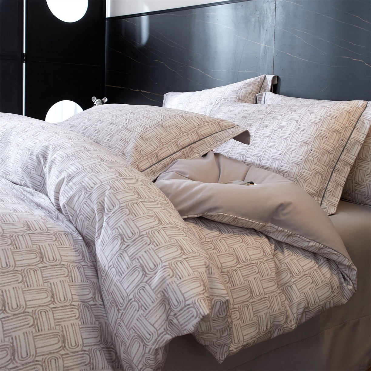 91家纺网 家纺一手货源 找家纺 曼秀琳 2025秋冬新款32支超柔生态磨毛四件套 浅行-紫