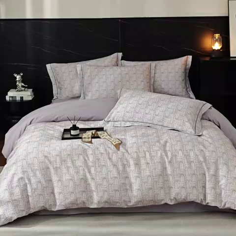 91家纺网 家纺一手货源 找家纺 曼秀琳 2025秋冬新款32支超柔生态磨毛四件套 浅行-紫