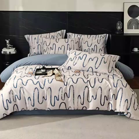 91家纺网 家纺一手货源 找家纺 曼秀琳 2025秋冬新款32支超柔生态磨毛四件套 幸运熊-蓝