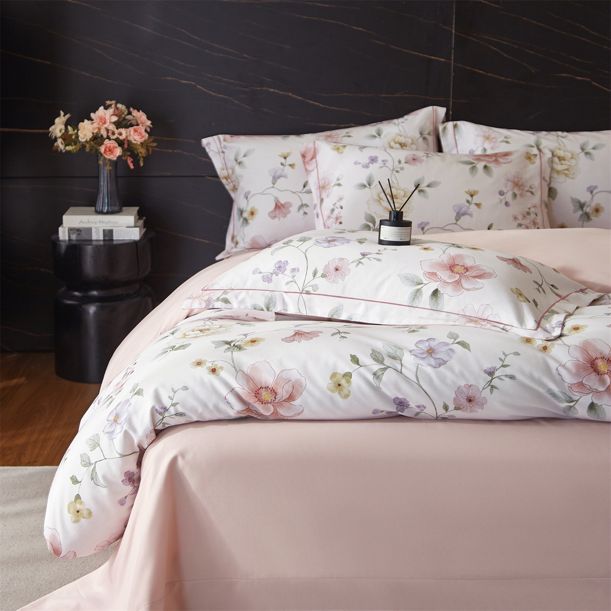 91家纺网 家纺一手货源 找家纺 （总1）曼秀琳2025秋冬新款全棉超柔数码印花磨毛四件套（32*21支） 芷柔-粉