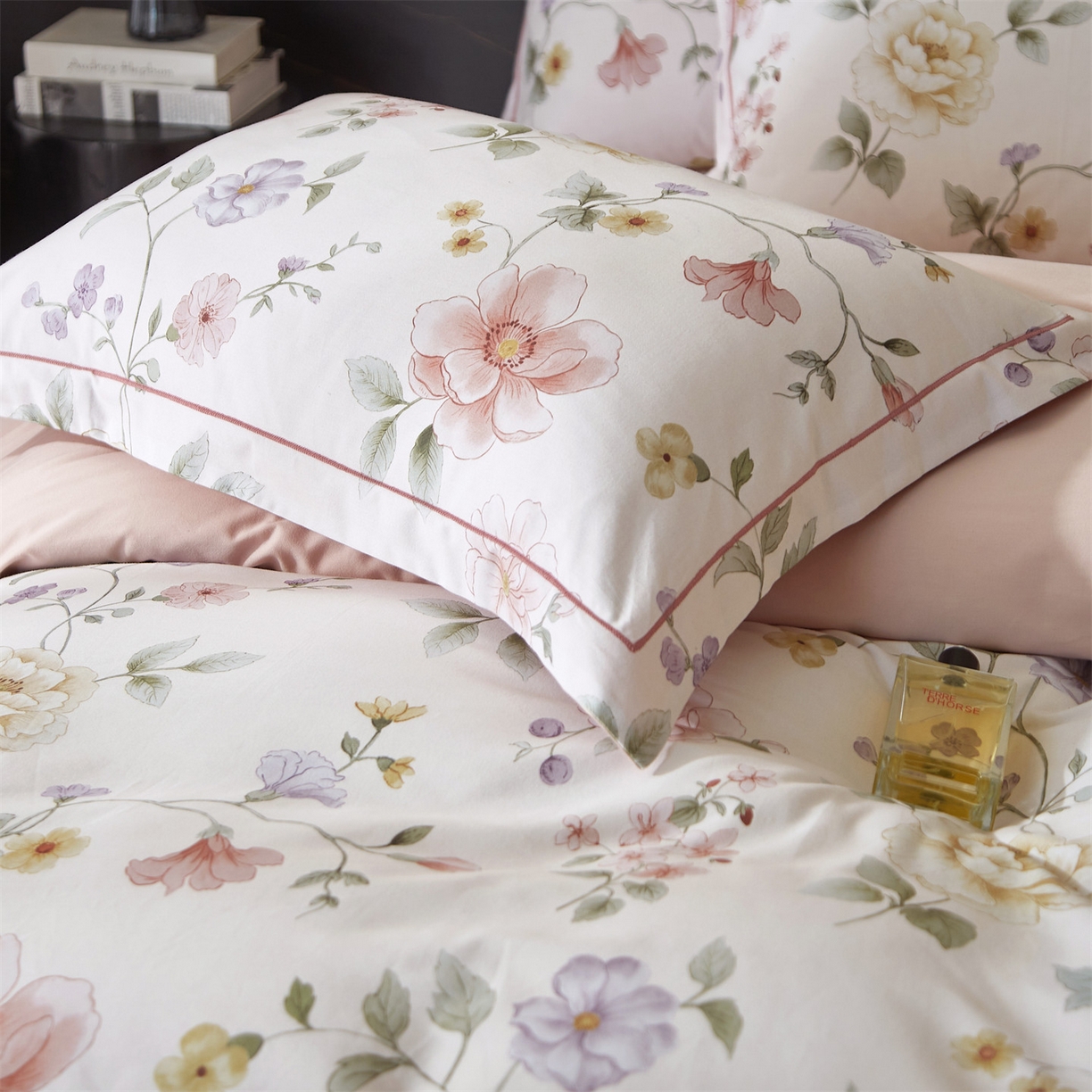 91家纺网 家纺一手货源 找家纺 （总1）曼秀琳2025秋冬新款全棉超柔数码印花磨毛四件套（32*21支） 芷柔-粉