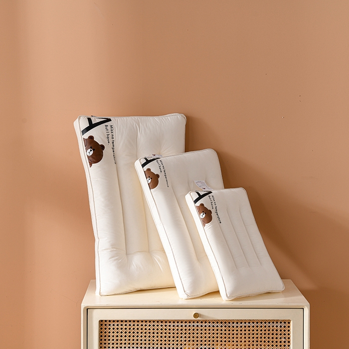 91家纺网 家纺一手货源 找家纺 （总）圣之寐   2025新款A类无荧光全棉A+熊儿童学生幼儿成人多规格酒店低枕头枕芯