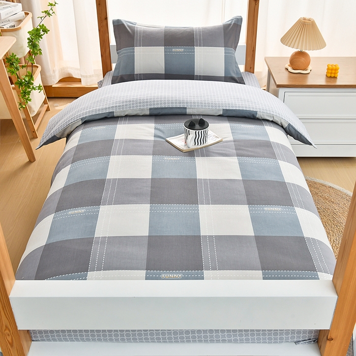 91家纺网 家纺一手货源 找家纺 （总）乐旗家纺 2025新款全棉13372印花学生上下铺套件宿舍三件套